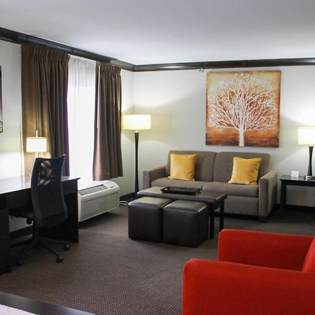 Parkwood Inn & Suites مانهاتن المظهر الخارجي الصورة
