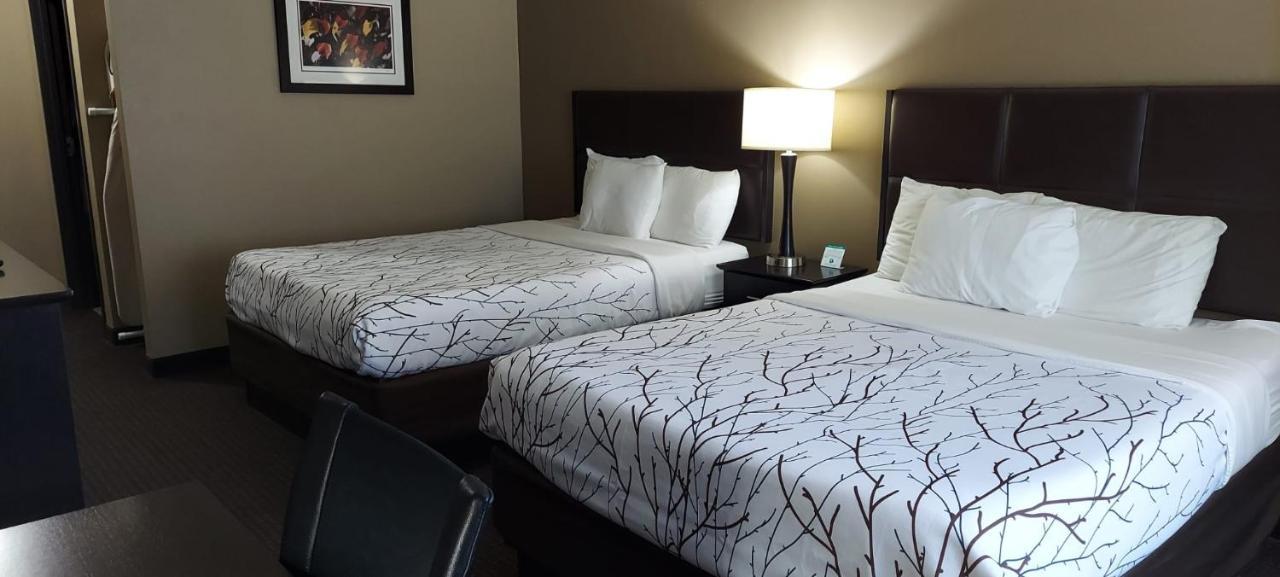 Parkwood Inn & Suites مانهاتن المظهر الخارجي الصورة