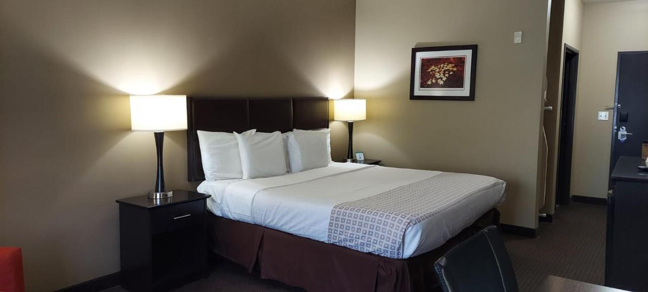 Parkwood Inn & Suites مانهاتن المظهر الخارجي الصورة