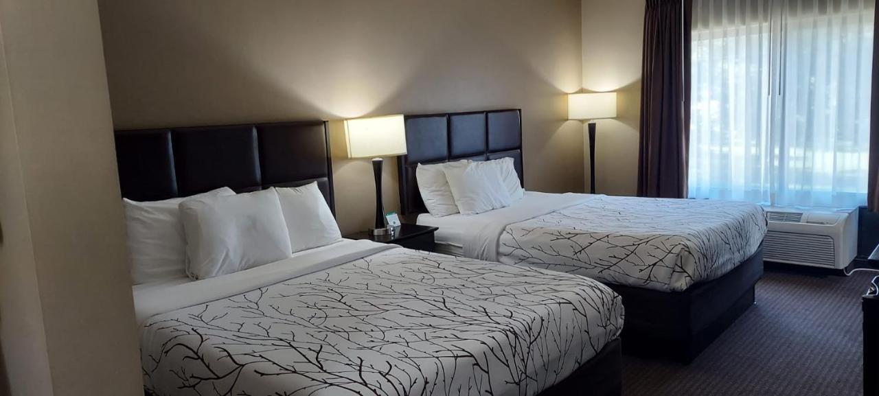Parkwood Inn & Suites مانهاتن المظهر الخارجي الصورة