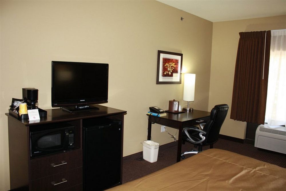 Parkwood Inn & Suites مانهاتن المظهر الخارجي الصورة