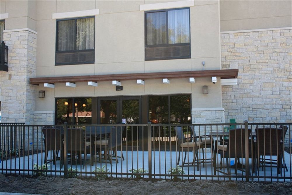 Parkwood Inn & Suites مانهاتن المظهر الخارجي الصورة